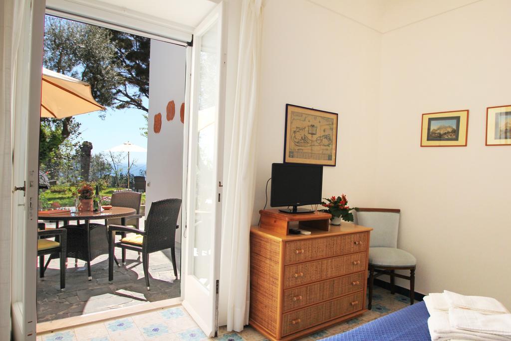 Casa Augusto B&B Capri Szoba fotó